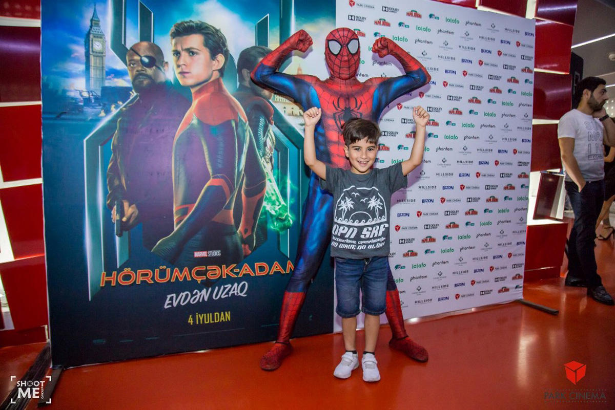 В Баку прошел показ премьеры картины «Человек-паук: вдали от дома»