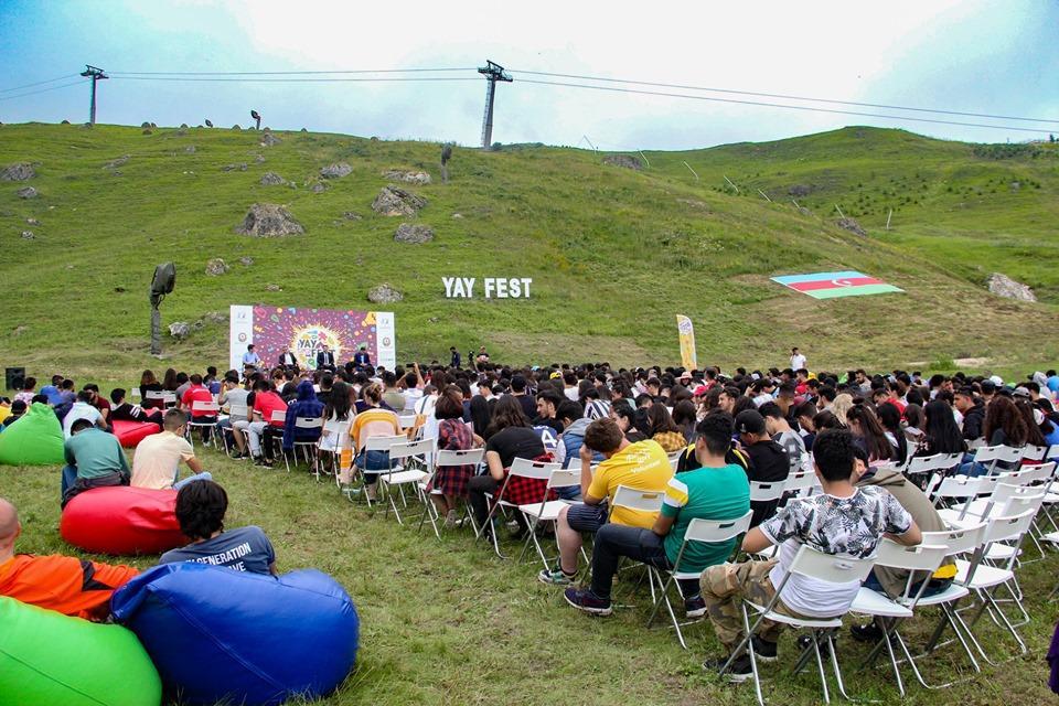 В Азербайджане организован пятидневный молодежный лагерь YayFest