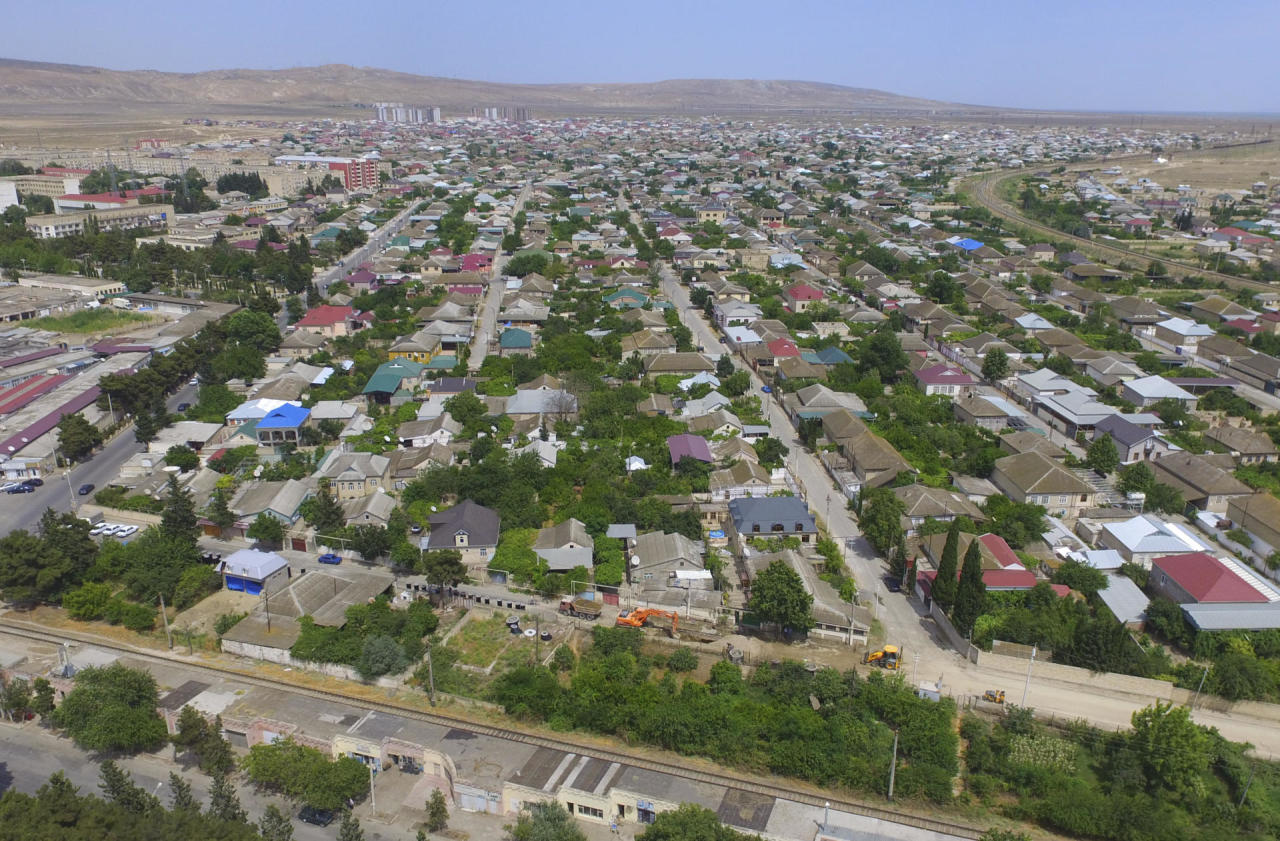 В регоинах Азербайджана обновляются системы водоснабжения и канализации