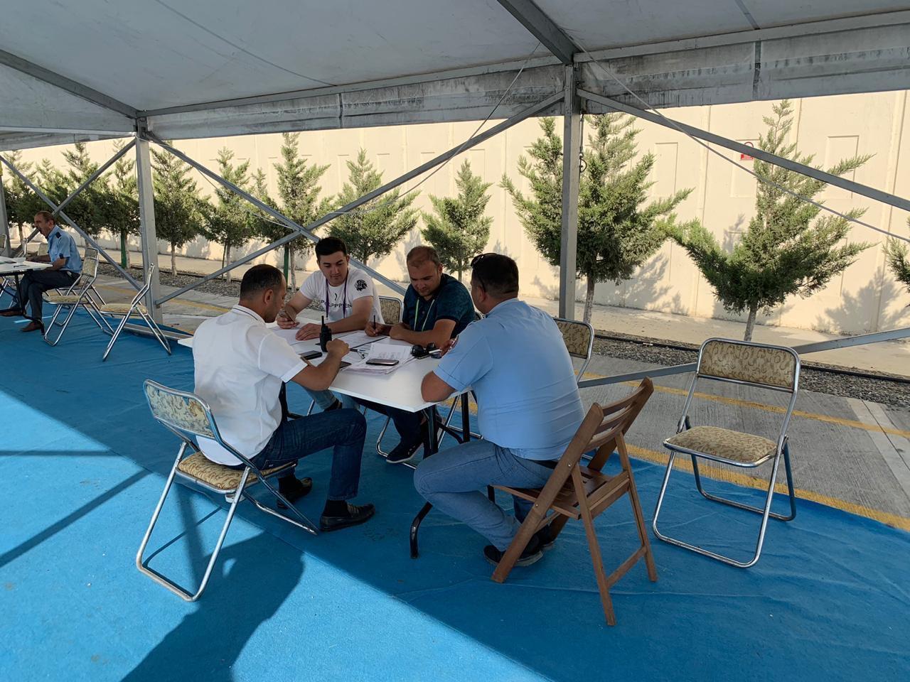 Гостей и спортсменов EYOF Baku 2019 обслуживают десятки автобусов и микроавтобусов