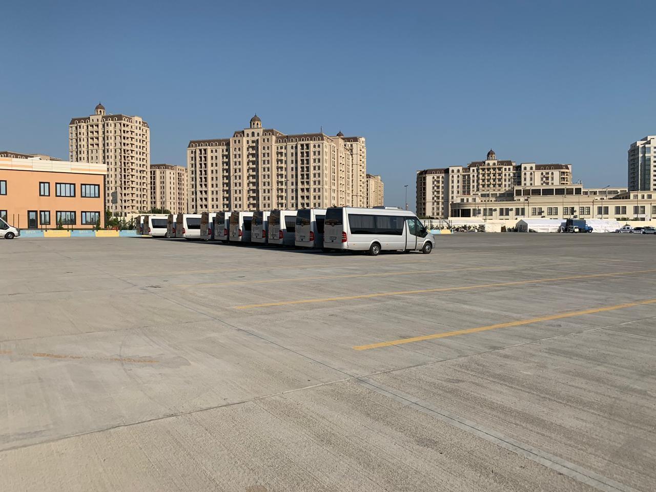 Гостей и спортсменов EYOF Baku 2019 обслуживают десятки автобусов и микроавтобусов