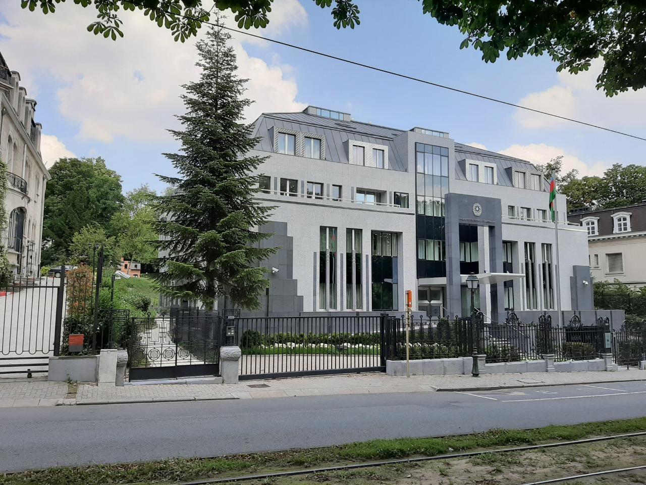 В Брюсселе провели научный коллоквиум «Имадеддин Насими и мировая литература»