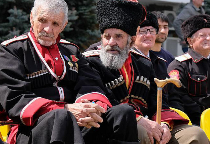 Армяне издеваются над кубанскими казаками