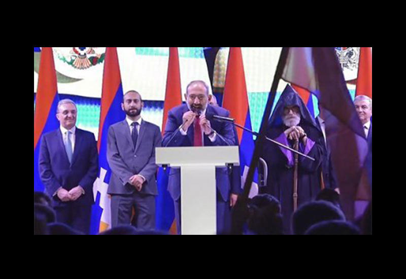 После признания Пашиняна, Азербайджан вправе потребовать внятной реакции Минской группы