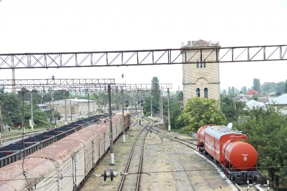 Yüz iyirmi yaşlı memarlıq incisi-Xaçmaz Dəmiryol Vağzalı