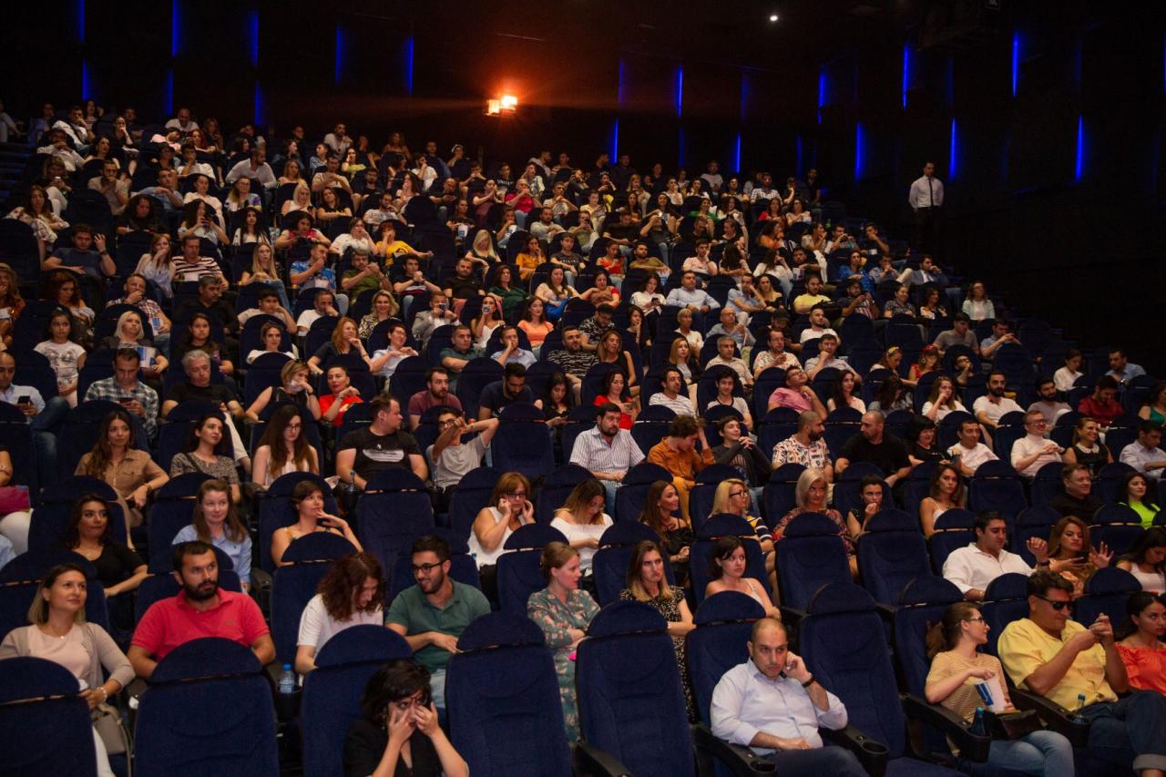 В CinemaPlus прошёл закрытый показ фильма «Однажды в … Голливуде»
