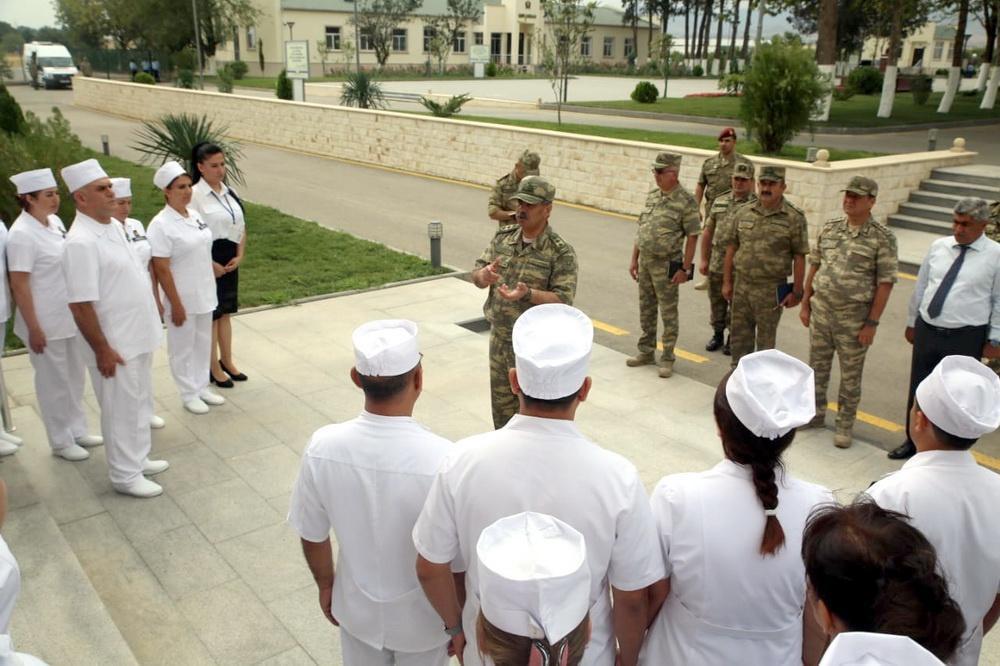 Закир Гасанов на открытии нового военного госпиталя в прифронтовой зоне