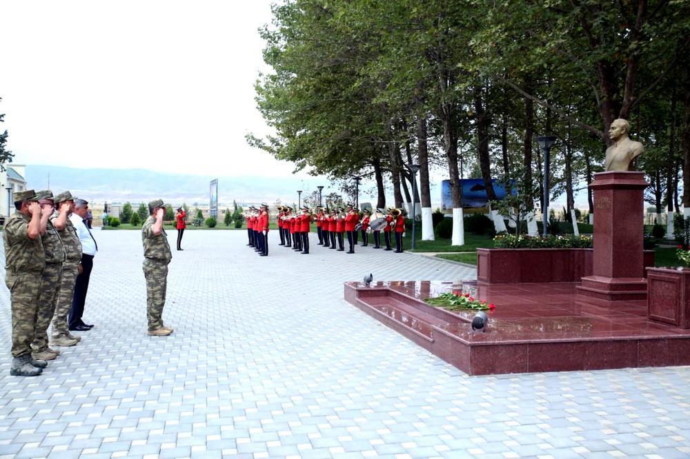 Закир Гасанов на открытии нового военного госпиталя в прифронтовой зоне