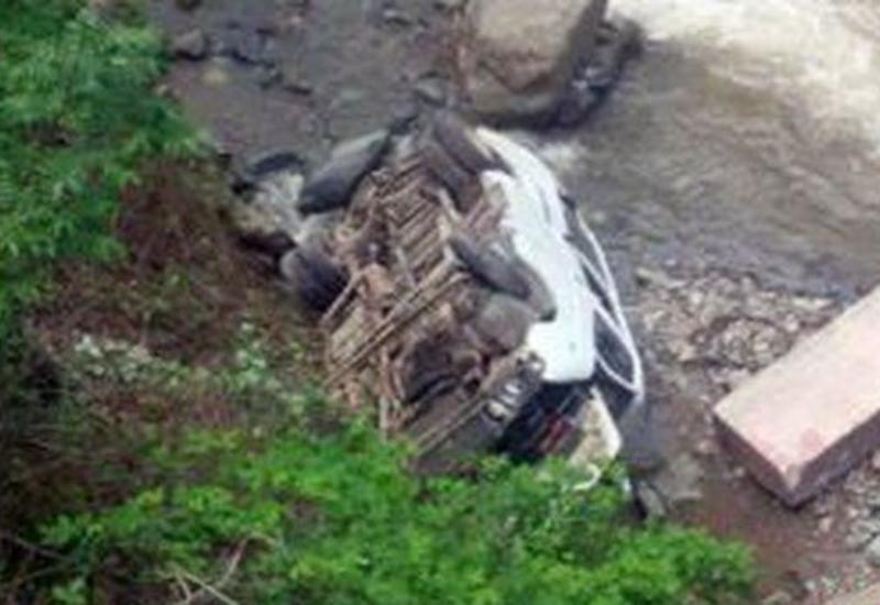 Sumqayıt sakini Qaradağda "Vaz"ı aşırdı, arvadı öldü