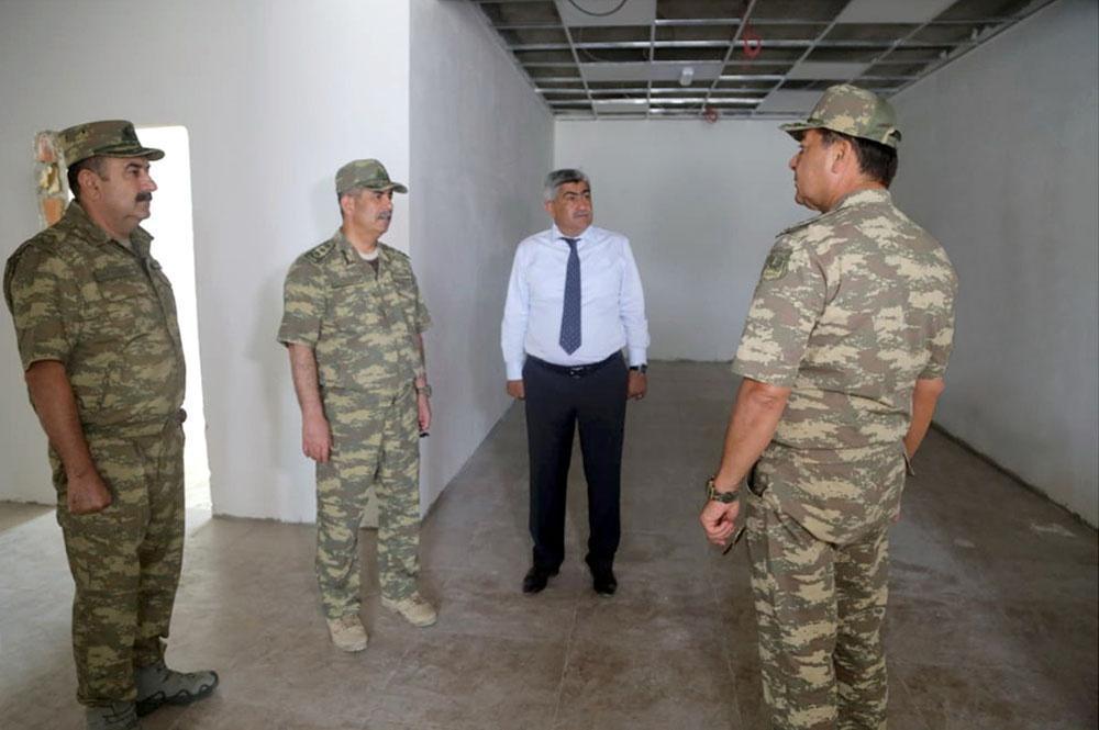 Закир Гасанов в прифронтовой зоне