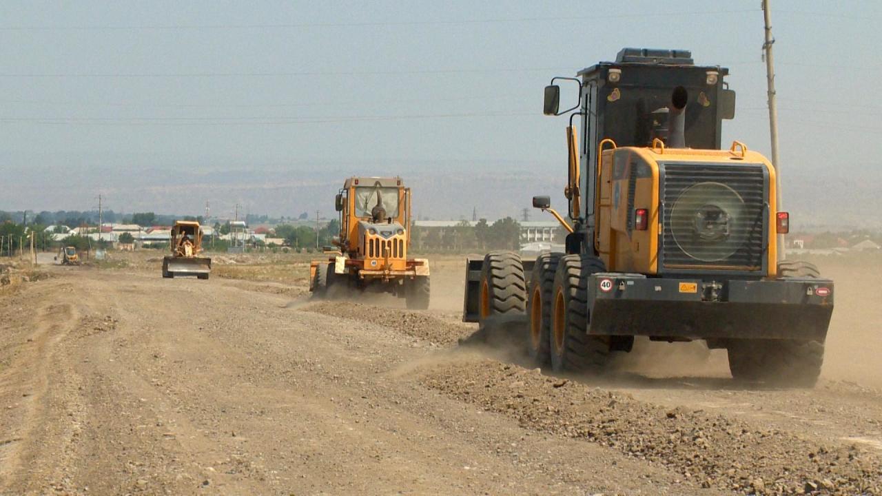 В Азербайджане продолжается масштабная реконструкция дорог