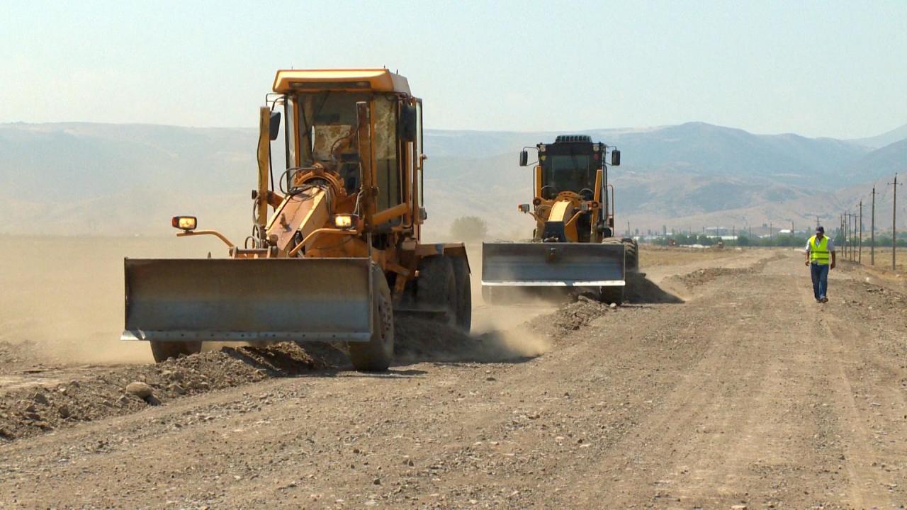 В Азербайджане продолжается масштабная реконструкция дорог