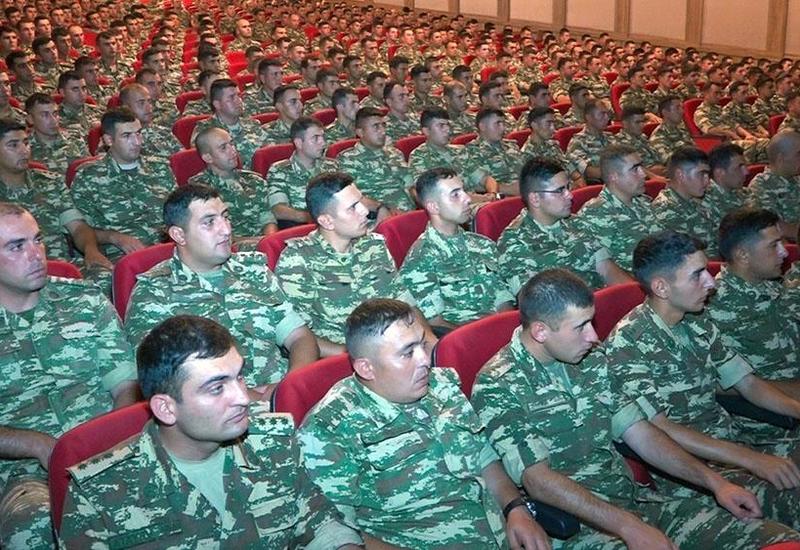 В Нахчыване готовят командиров взводов