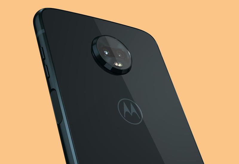 Motorola встроила в смартфон экшн-камеру