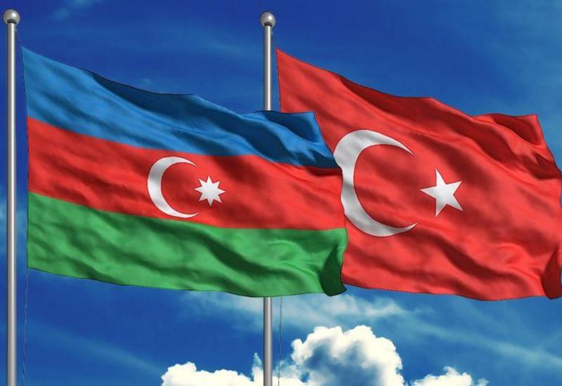 Братство между Азербайджаном и Турцией нерушимо