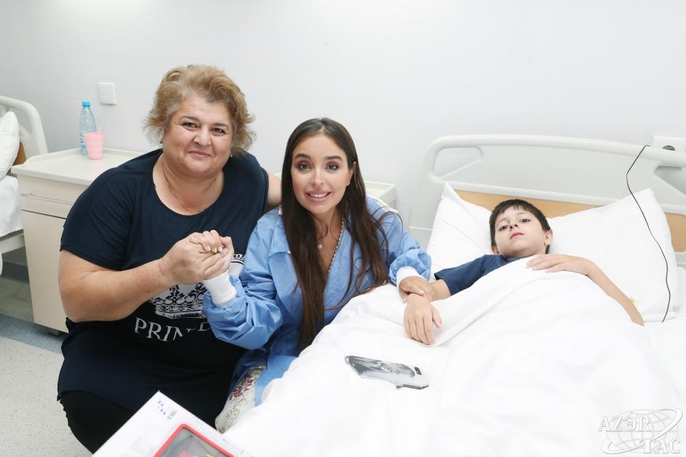 Вице-президент Фонда Гейдара Алиева Лейла Алиева в рамках проектов Фонда посетила ряд медицинских учреждений Баку
