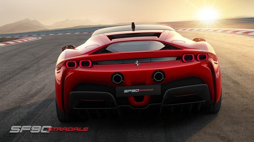 Озвучена цена самого мощного Ferrari в истории