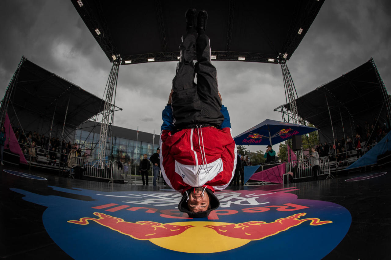 В Баку пройдет Red Bull Dance Your Style