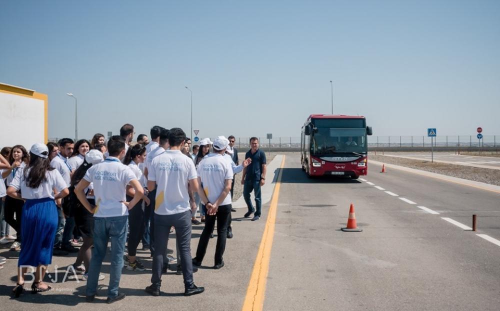 Волонтеры побывали в ООО Bakubus