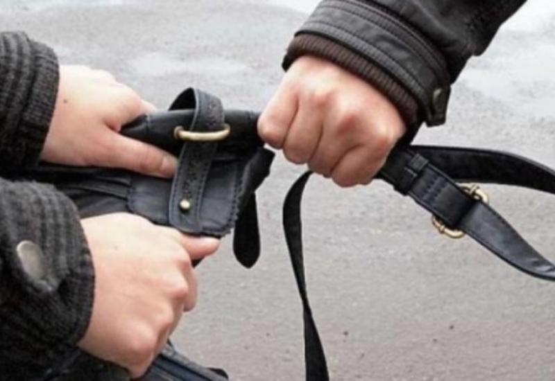 Посла Бахрейна в США ограбили во время отдыха во Франции