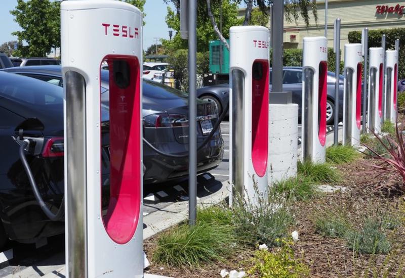Tesla запустила собственный страховой проект
