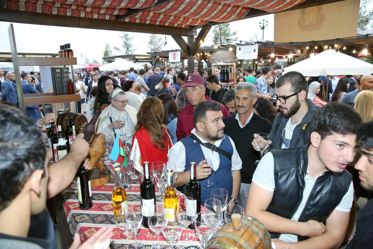 Яркие моменты первого Азербайджанского фестиваля винограда и вина