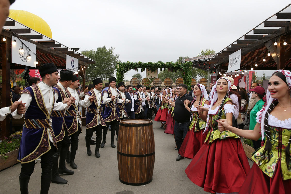 Яркие моменты первого Азербайджанского фестиваля винограда и вина
