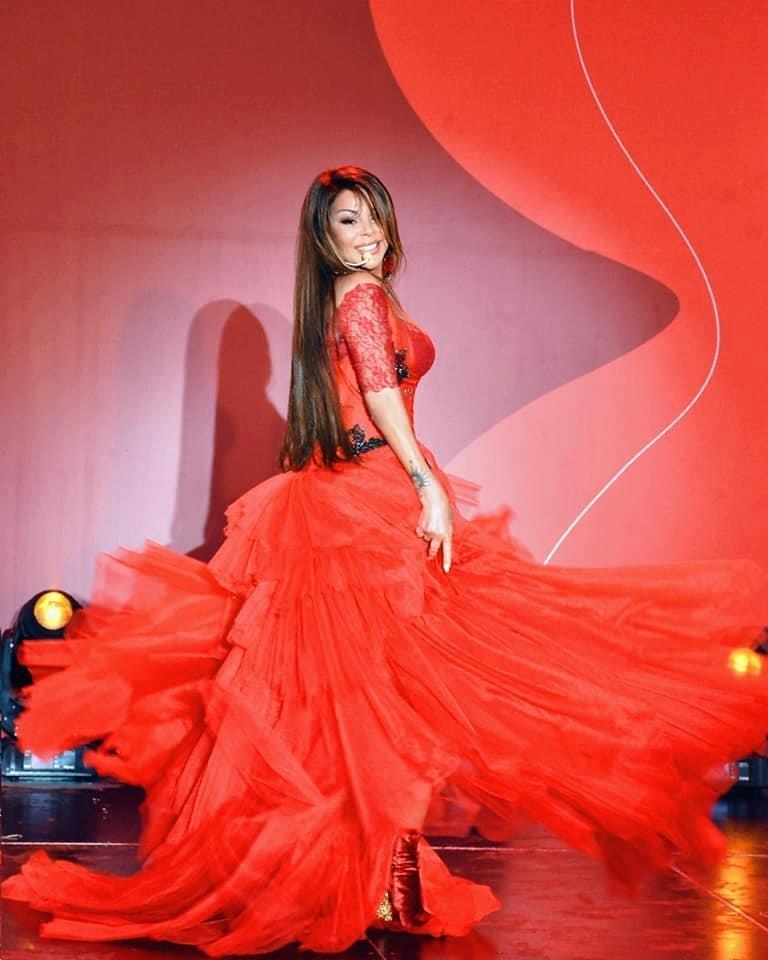 Айгюн Кязимова выступила на Фестивале винограда и вина в Шамахы