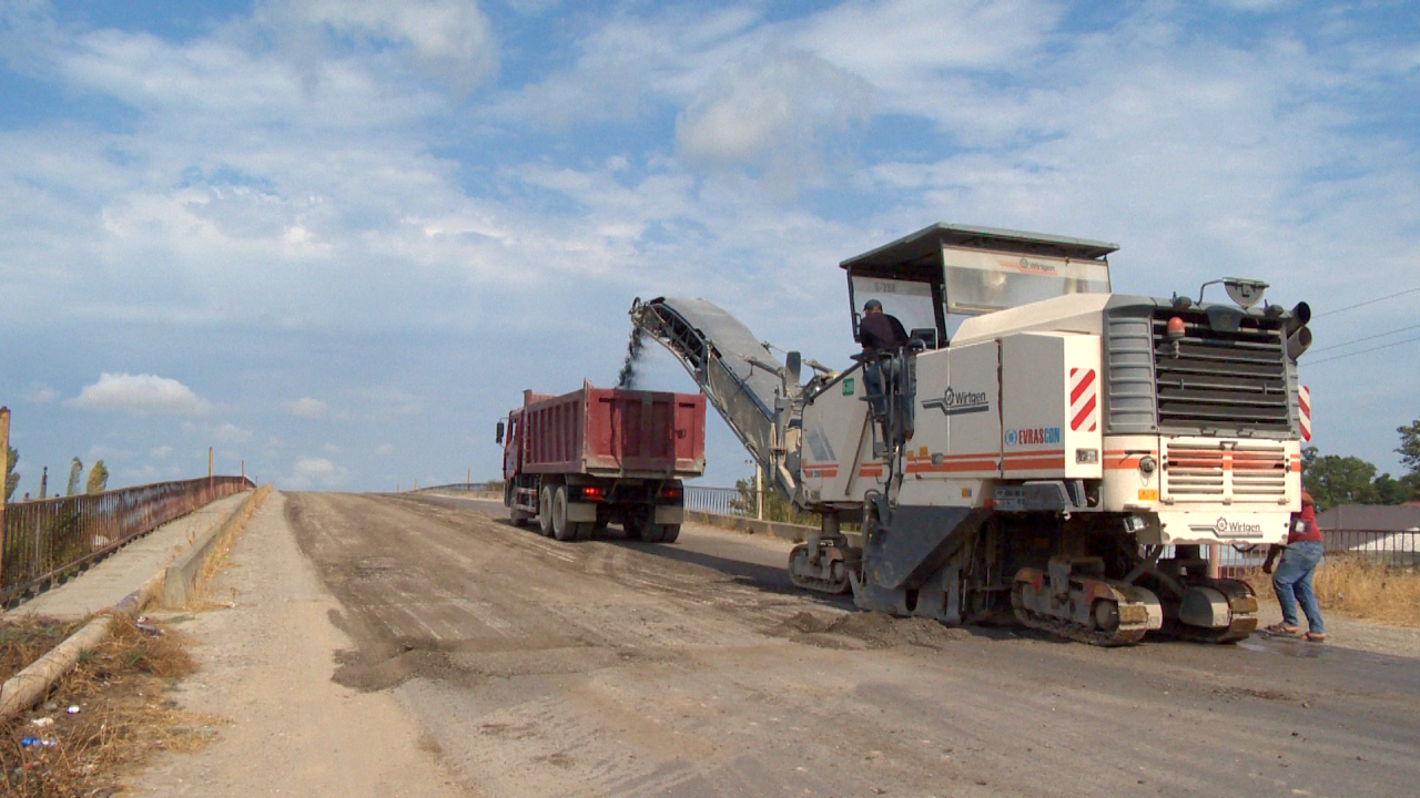 В регионах Азербайджана массово ремонтируют дороги