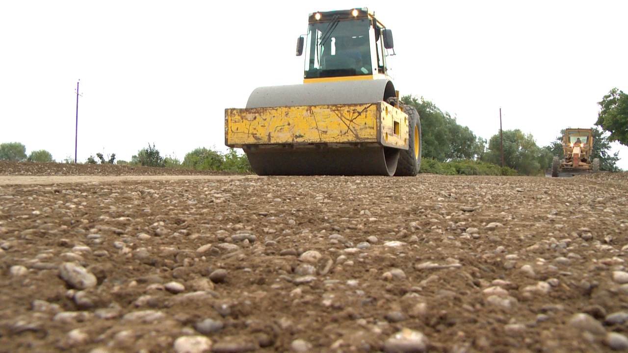 В регионах Азербайджана массово ремонтируют дороги