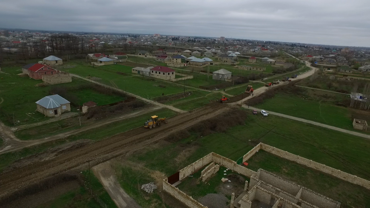 В регионах Азербайджана массово ремонтируют дороги