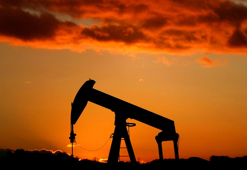 Мировые цены на нефть растут