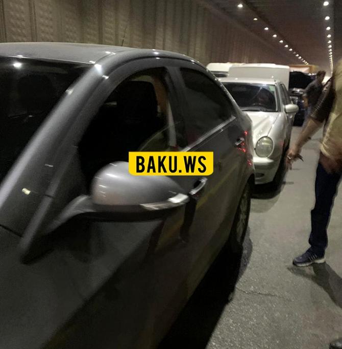 В тоннеле в Баку столкнулись 6 автомобилей