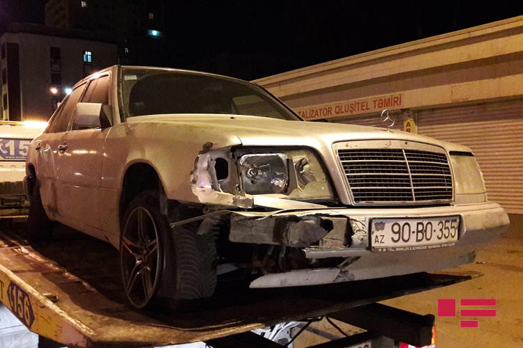 Тяжелая авария в Баку: столкнулись 4 машины