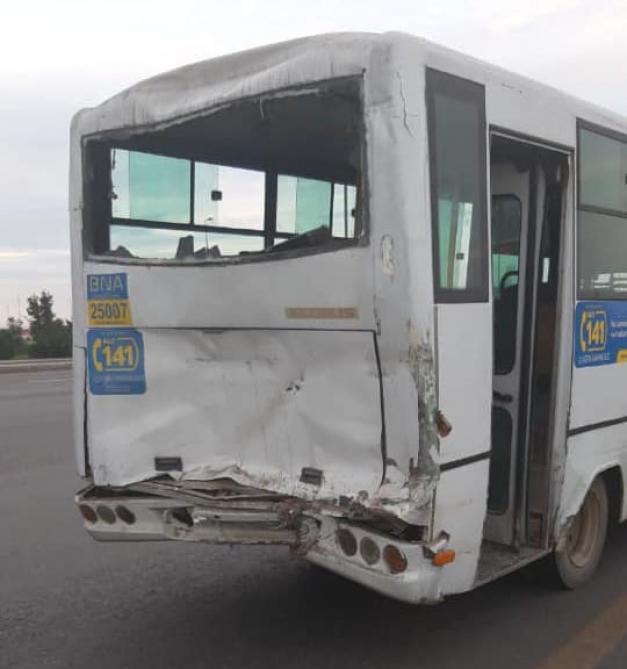 Bakıda iki avtobus toqquşdu