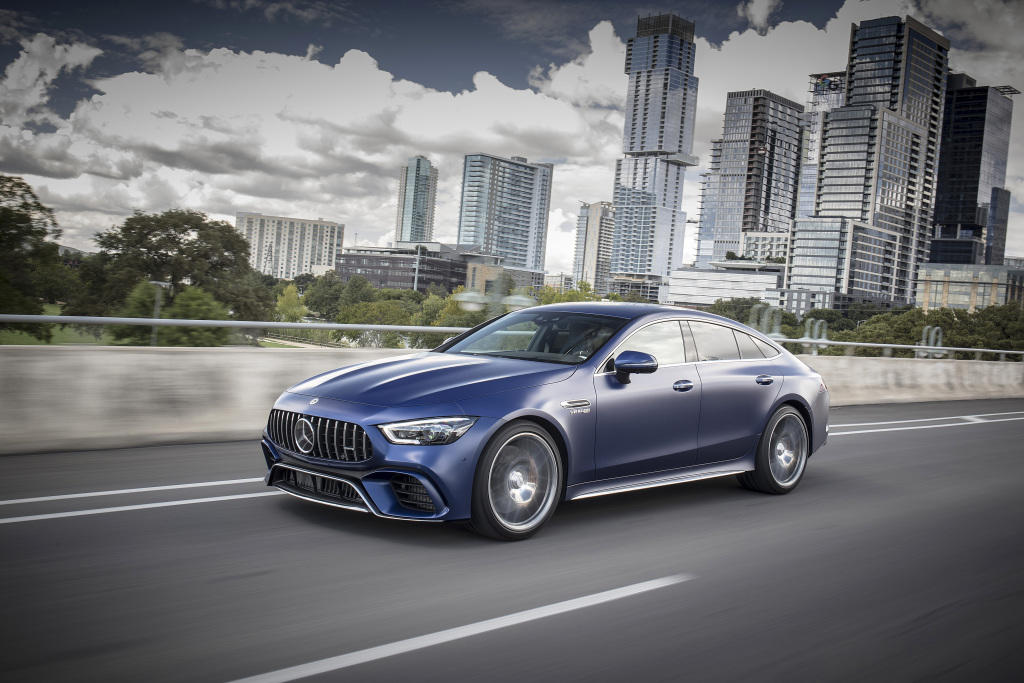 Четырехдверный Mercedes-AMG GT 4-Door Coupé появился в Азербайджане
