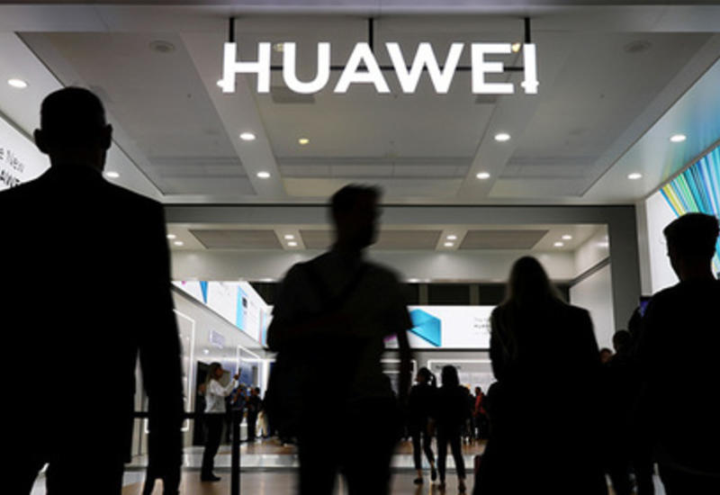 Huawei пригрозила США судом и обратила их в бегство