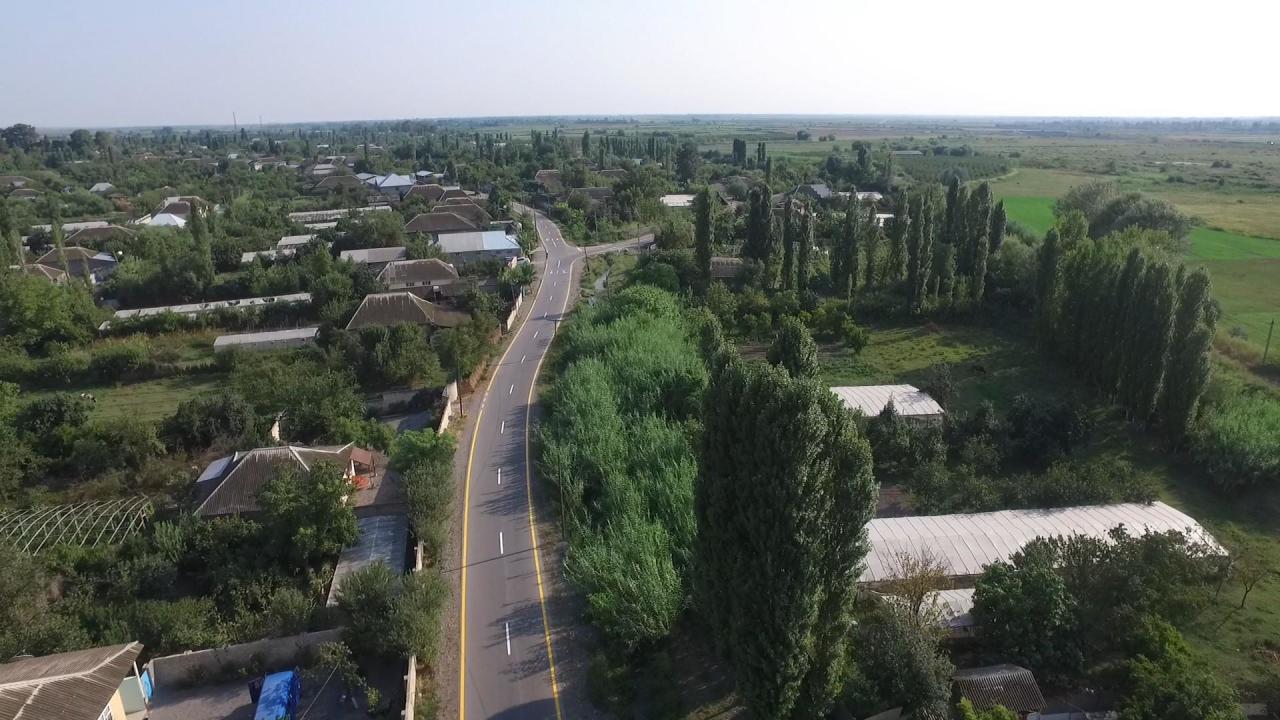 В Агдаше ремонтируют дороги