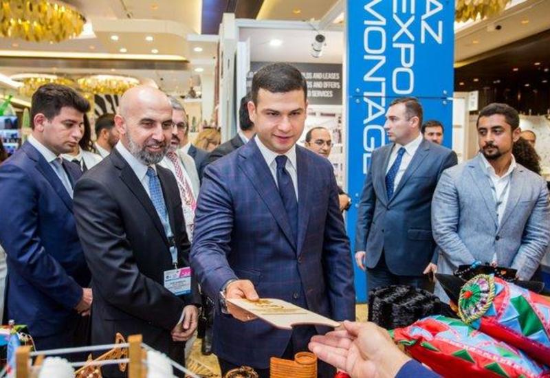 Изделия ручной работы предпринимателей представлены на выставке в Баку