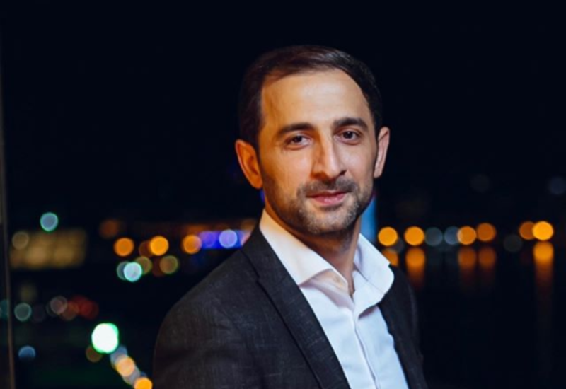 Bu da Pərviz Bülbülənin özündən hündür qızı