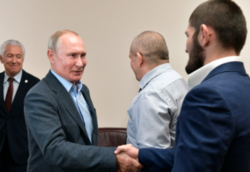 Владимир Путин встретился с Нурмагомедовым и оценил удушение Порье