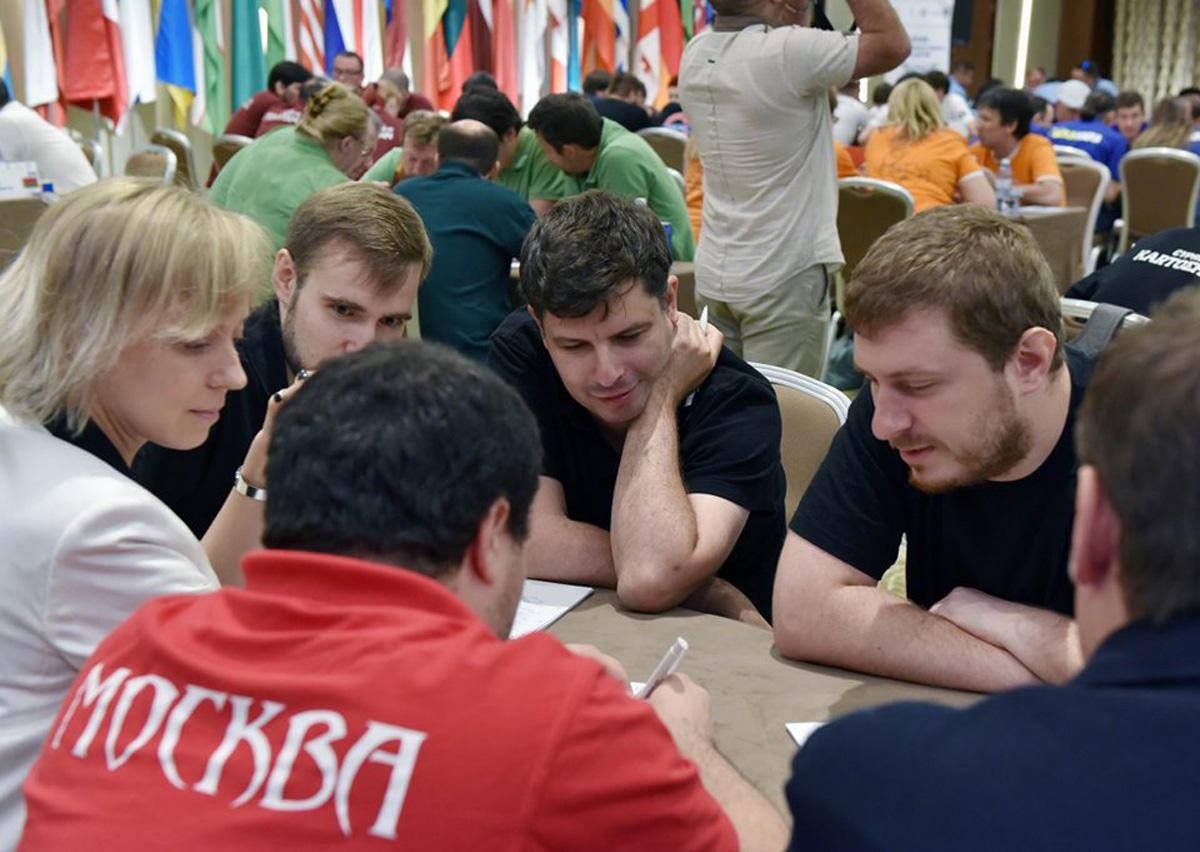 Итоги рекордного Чемпионата мира по игре "Что? Где? Когда?" в Баку