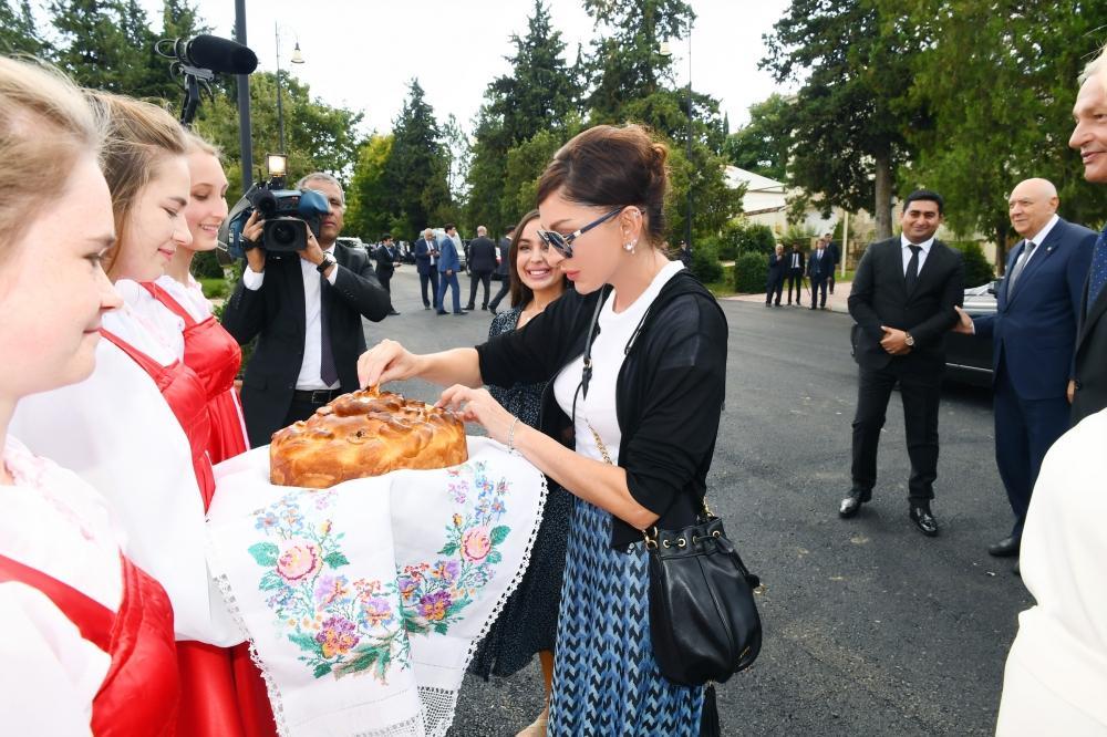 Первый вице-президент Мехрибан Алиева приняла участие в открытии Дворца культуры в селе Ивановка Исмаиллинского района после капремонта
