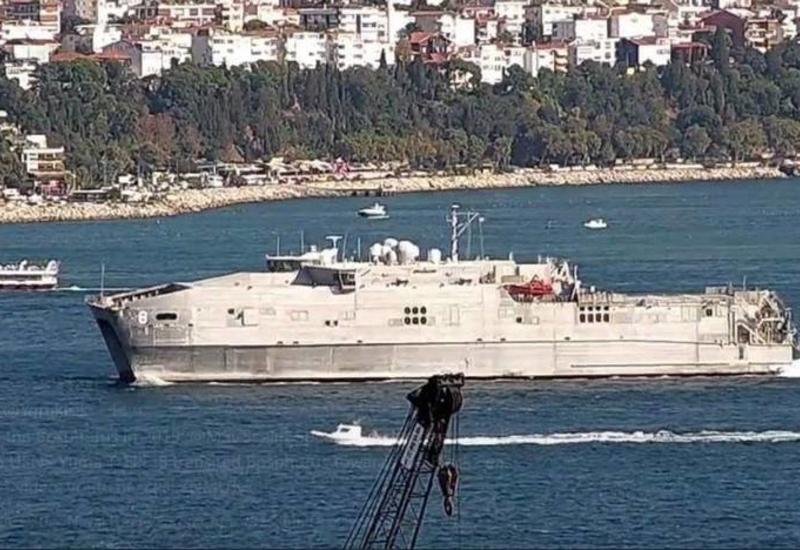 В Черное море вошел экспедиционный корабль ВМС США