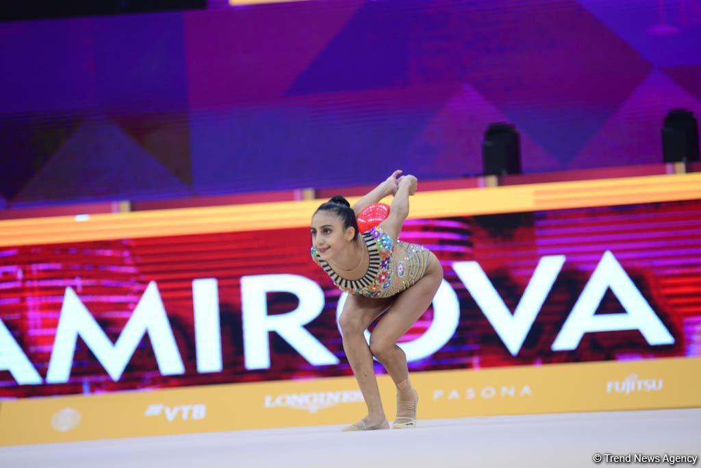 Яркие моменты второго дня Чемпионата мира по художественной гимнастике в Баку