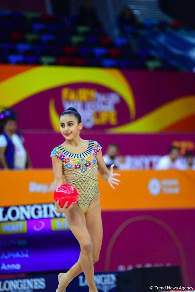 Яркие моменты второго дня Чемпионата мира по художественной гимнастике в Баку