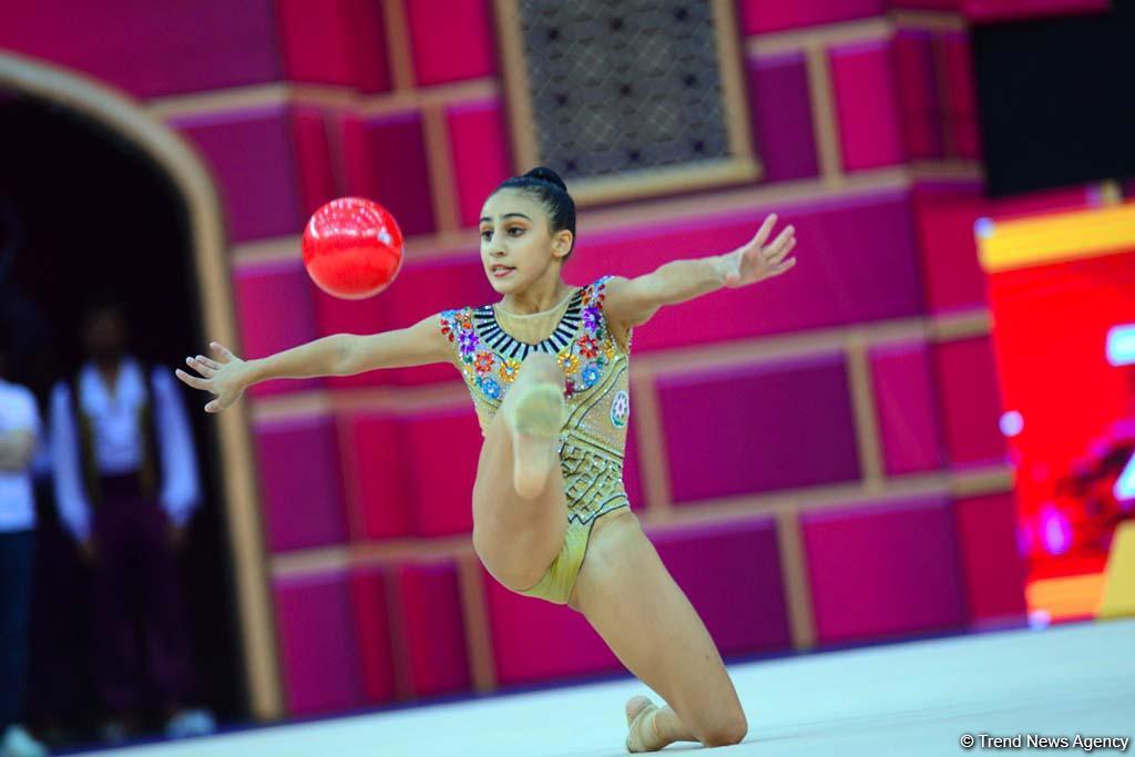 Яркие моменты второго дня Чемпионата мира по художественной гимнастике в Баку