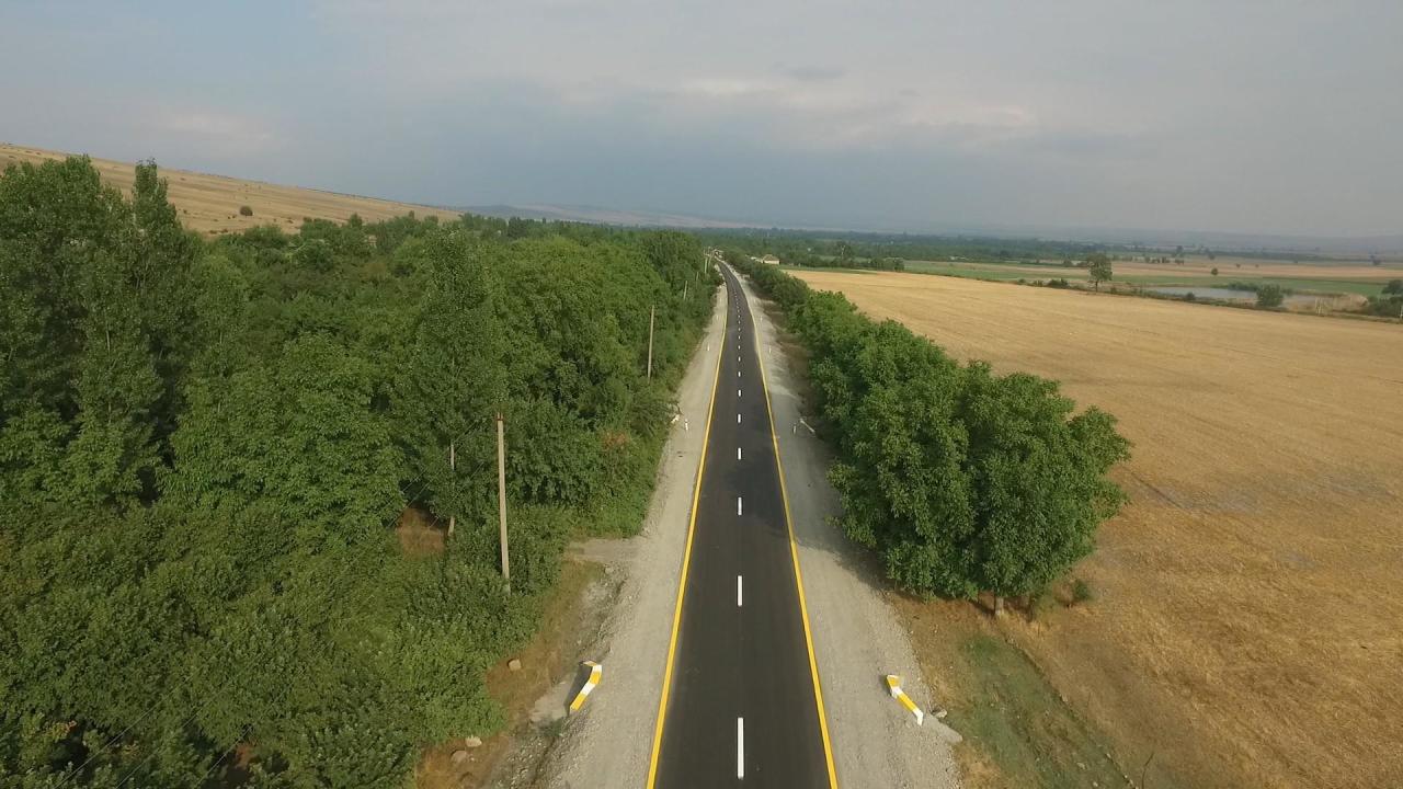 В Габале отремонтировали ряд дорог