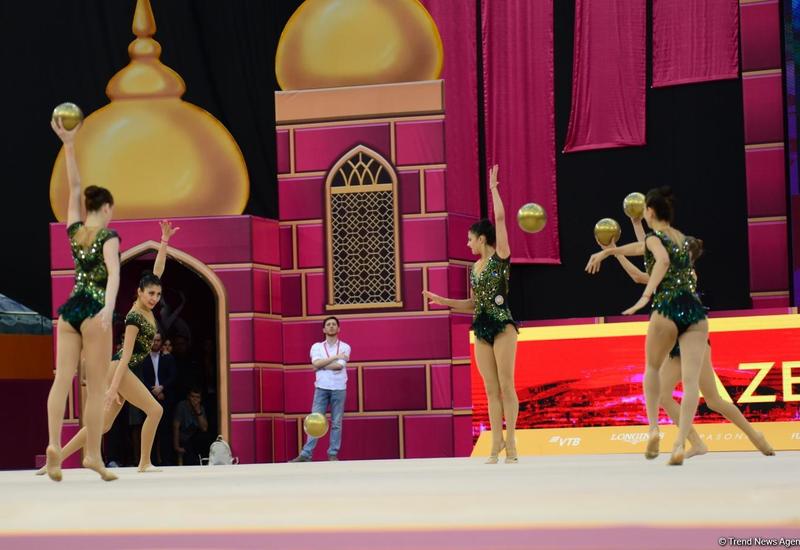 Групповая команда Азербайджана прошла в финал Чемпионата мира