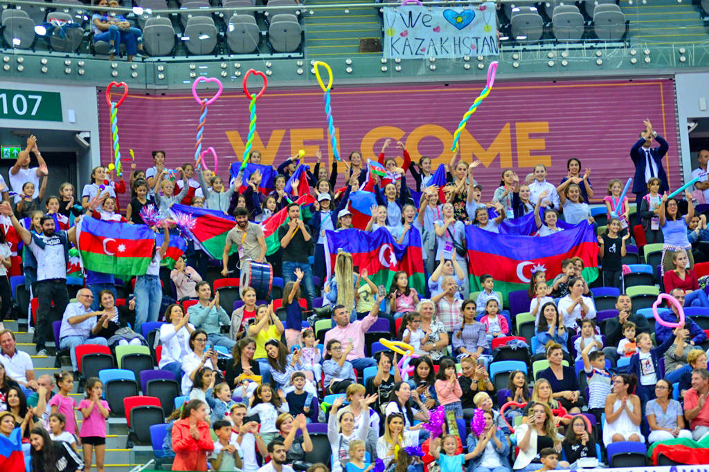 Яркие моменты шестого дня Чемпионата мира по художественной гимнастике в Баку